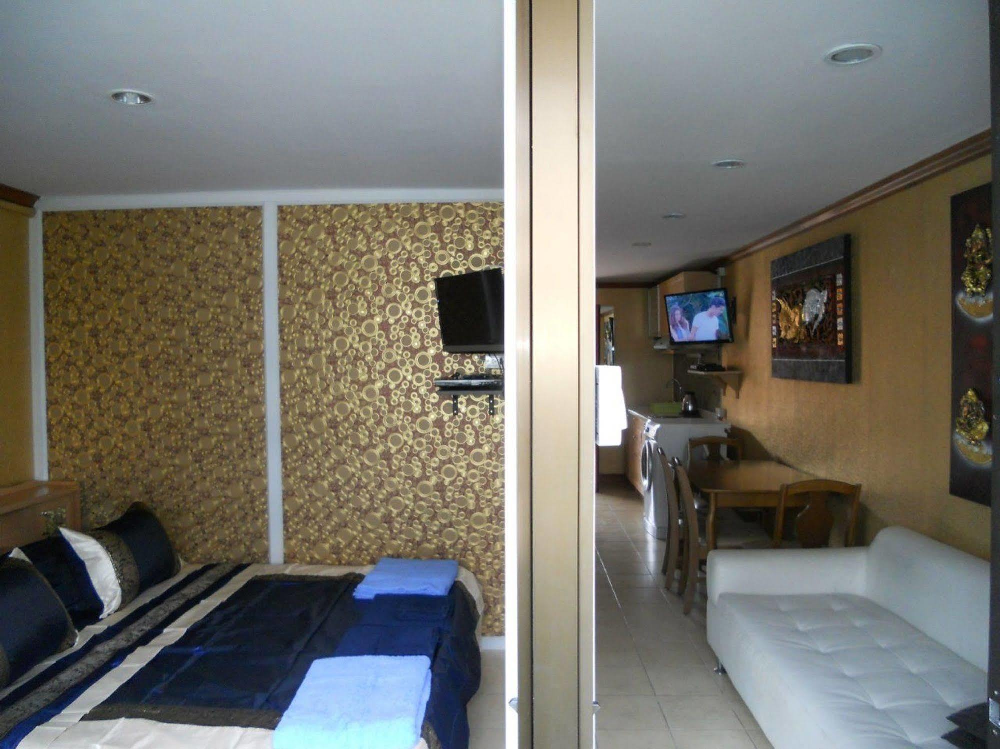 Jomtien Good Luck Apartment Buitenkant foto